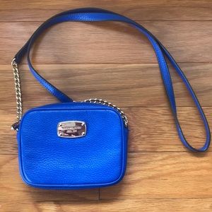 LIKE NEW Michael Kors Small Crossbody Bag